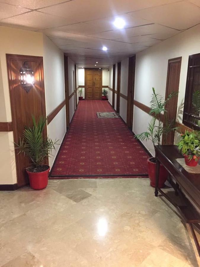 Hotel Pak Continental Islamabad Esterno foto